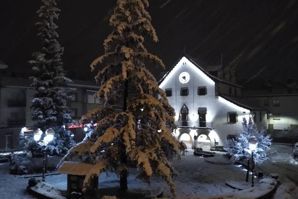 El Capricho De Bego Apartman Biescas Kültér fotó